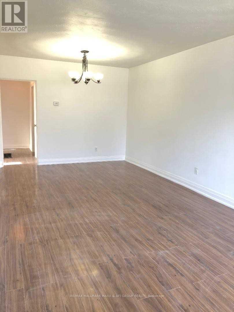 #MAIN -207 SEPTONNE AVE, #Main