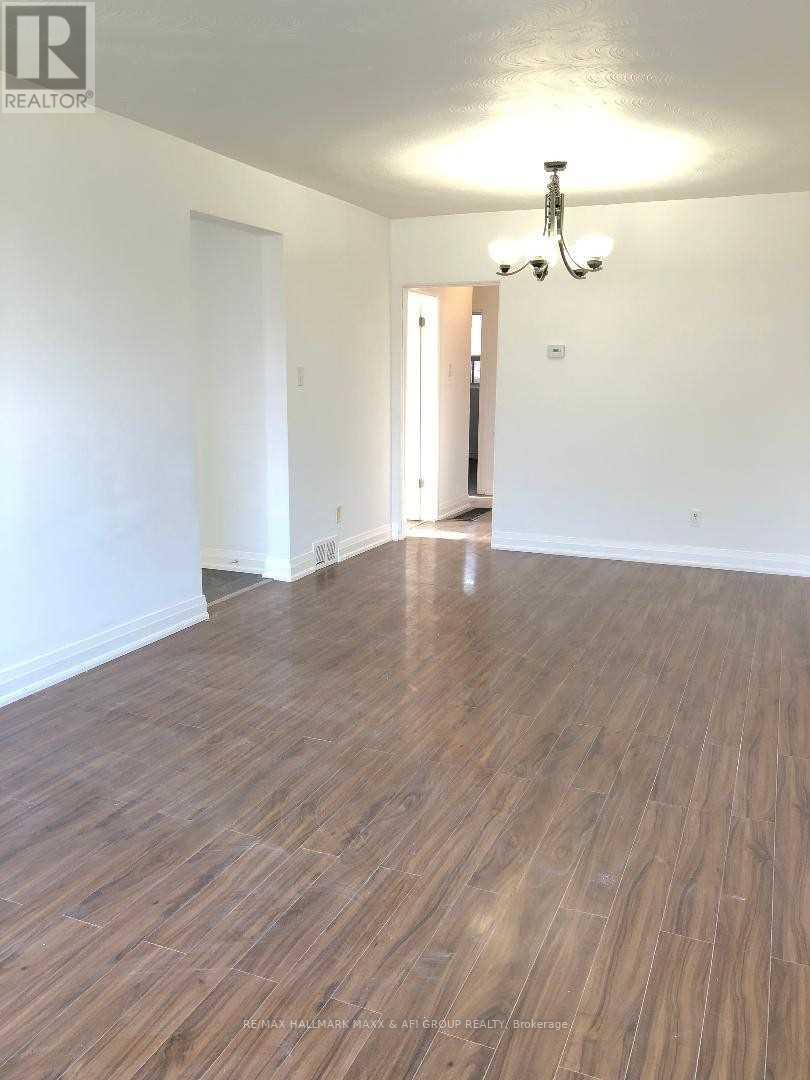 #MAIN -207 SEPTONNE AVE, #Main