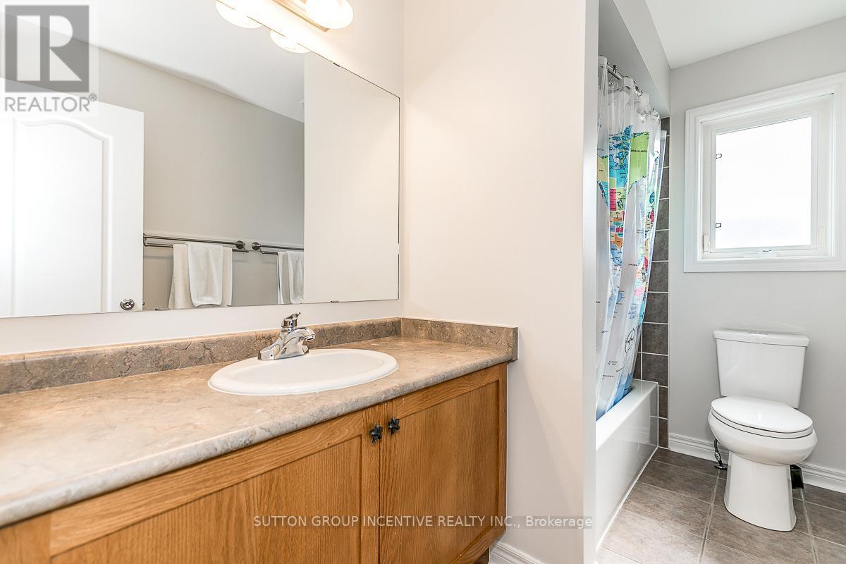 41 STONEMOUNT CRES