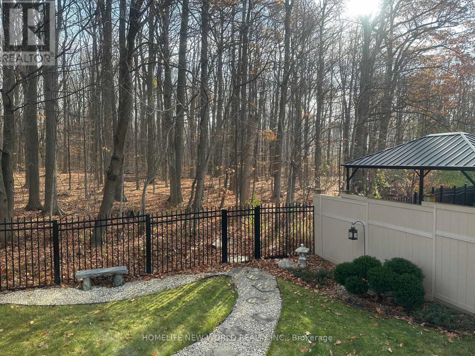 212 GOLDEN FOREST RD