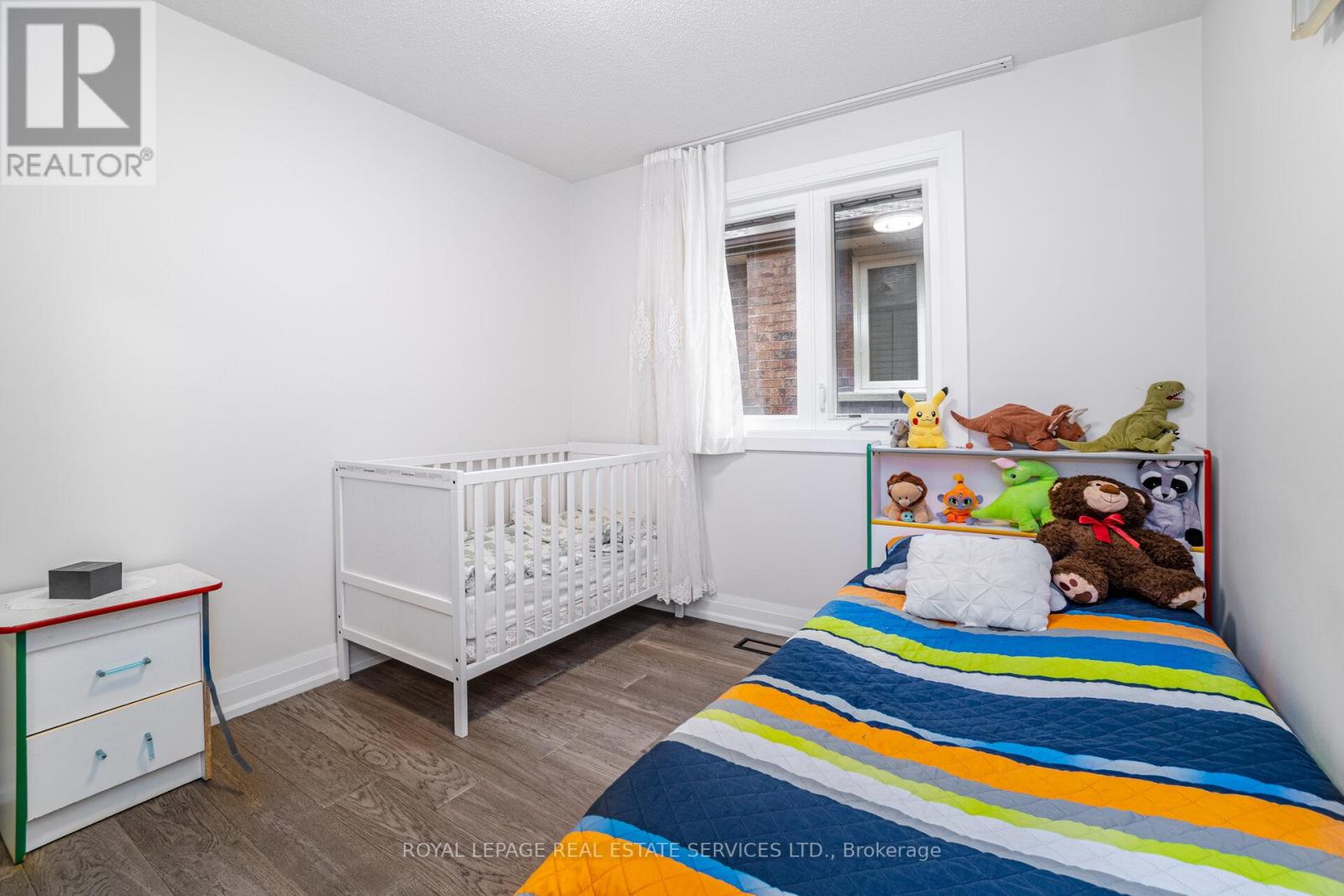 123 CARMEN CRES