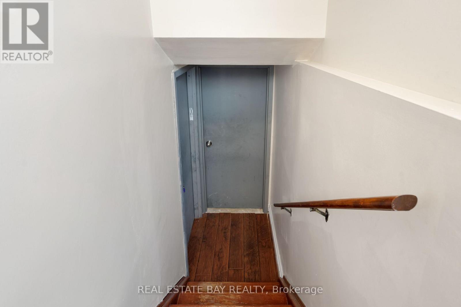 79 ZIMA CRES
