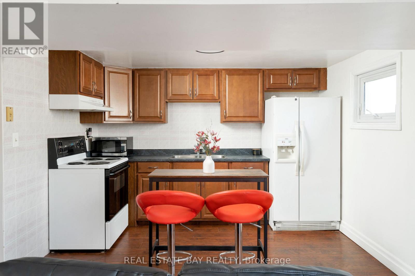79 ZIMA CRES