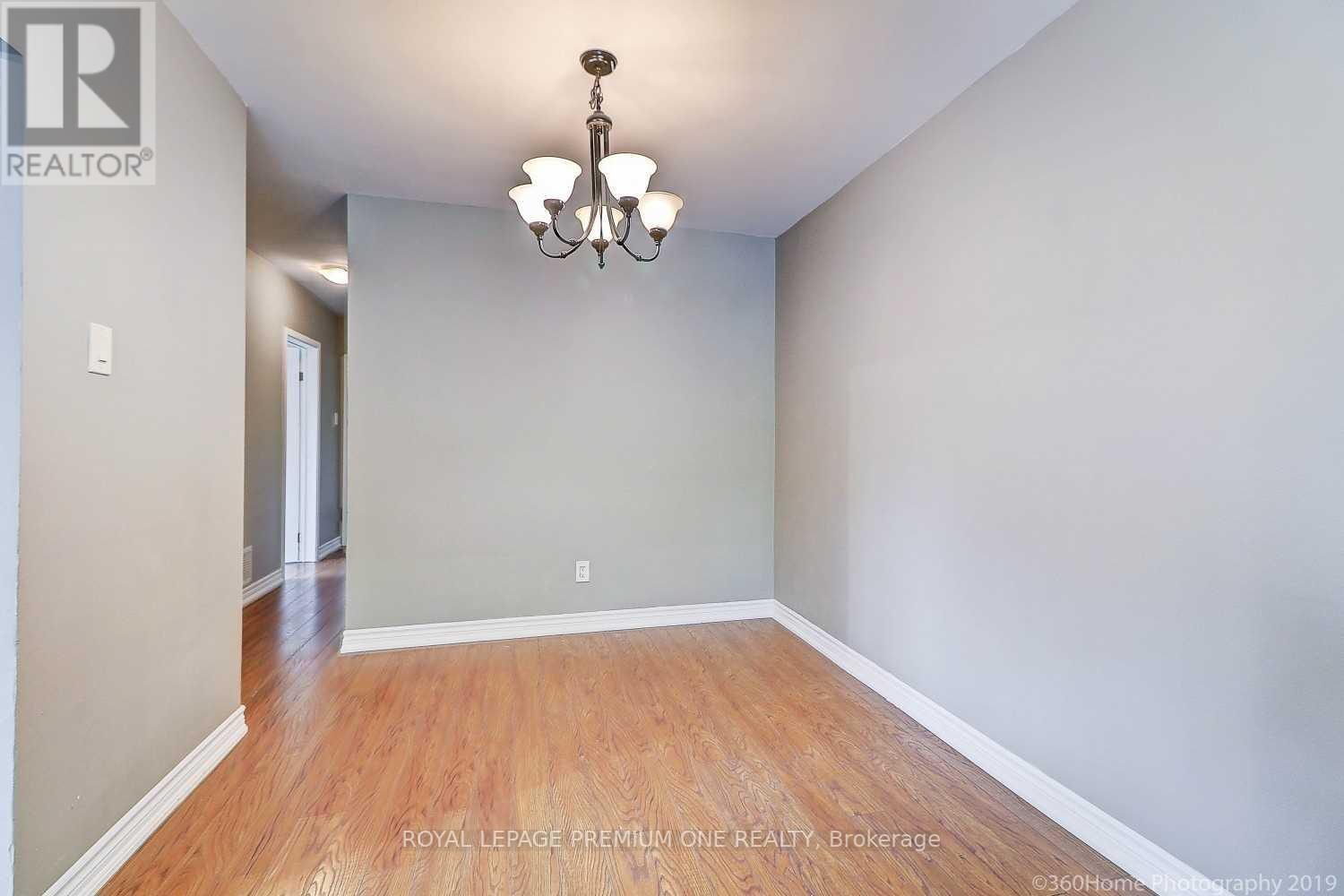 #MAIN -46 NEWBURY DR, #Main