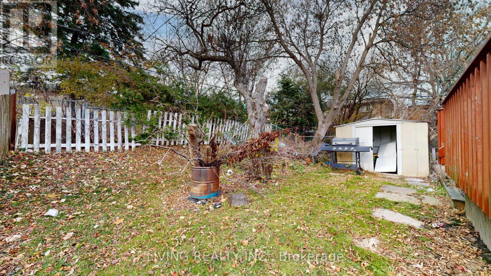 94 LONGFORD DR