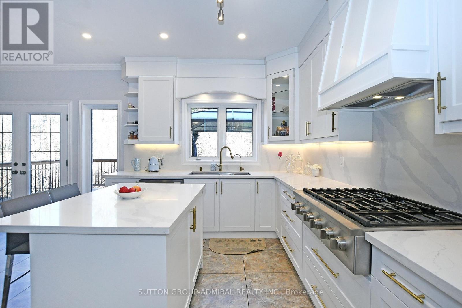 #MAIN -170 ART WEST AVE, #Main