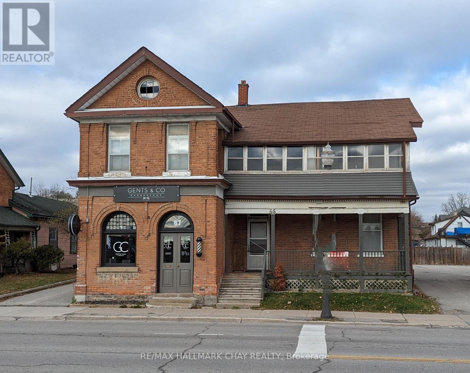 #2 -65 HOLLAND ST W, #2