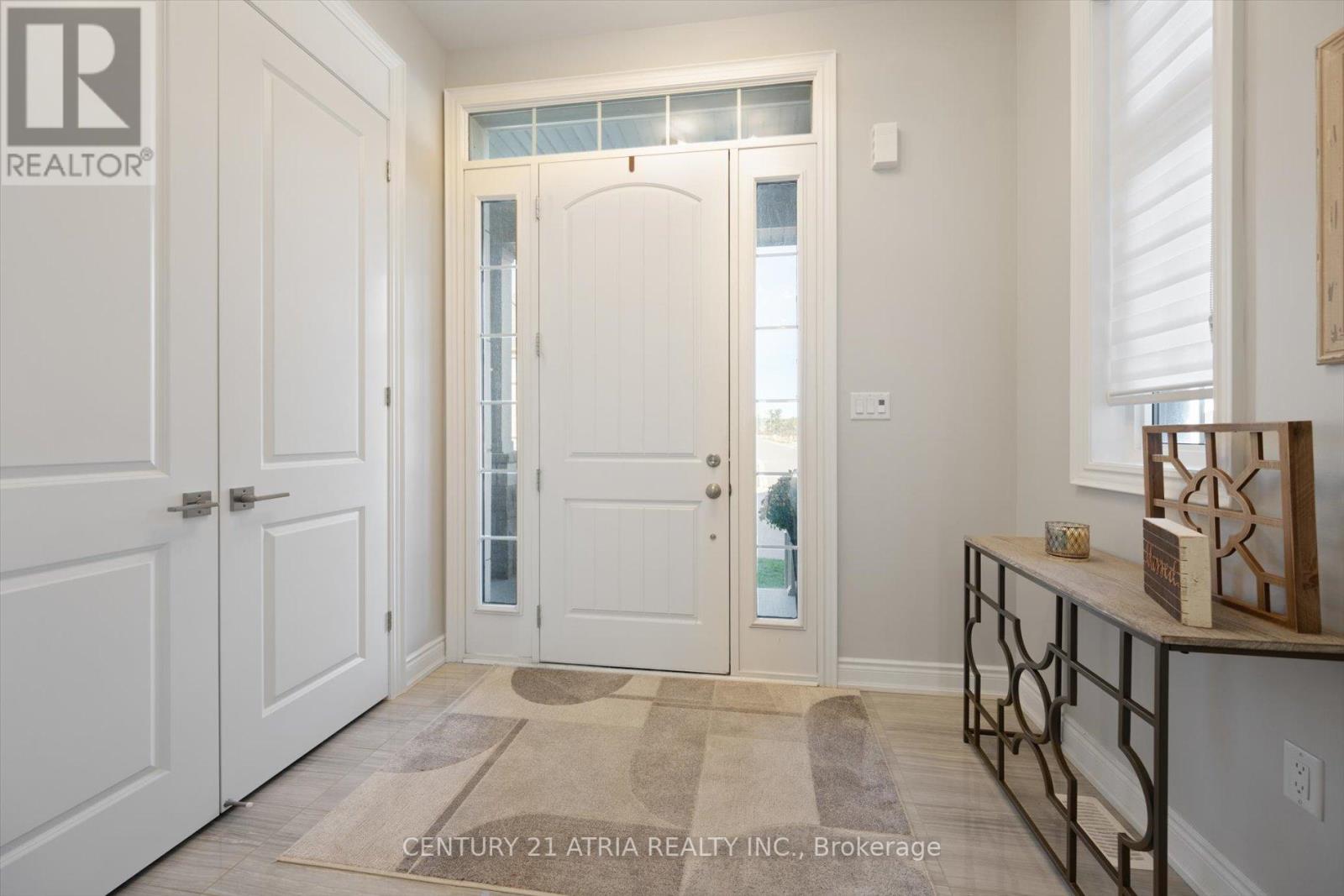 138 CHORUS CRES