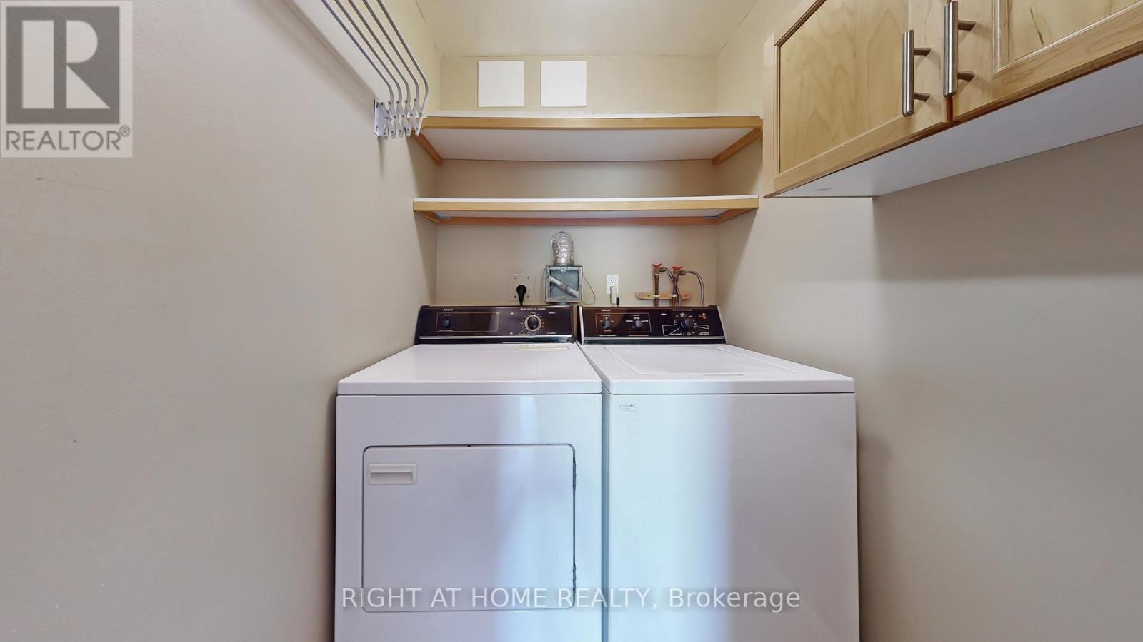 #406 -200 HOLLAND CRT, #406