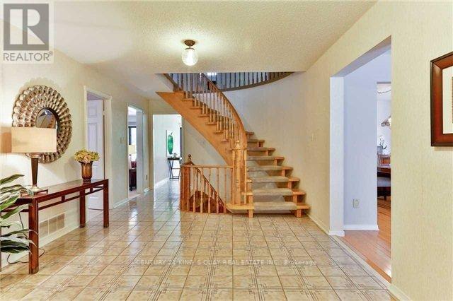112 GOLF LINKS DR