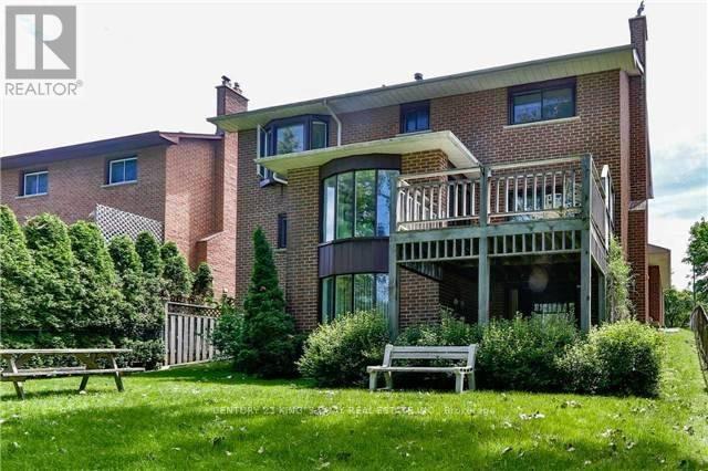 112 GOLF LINKS DR