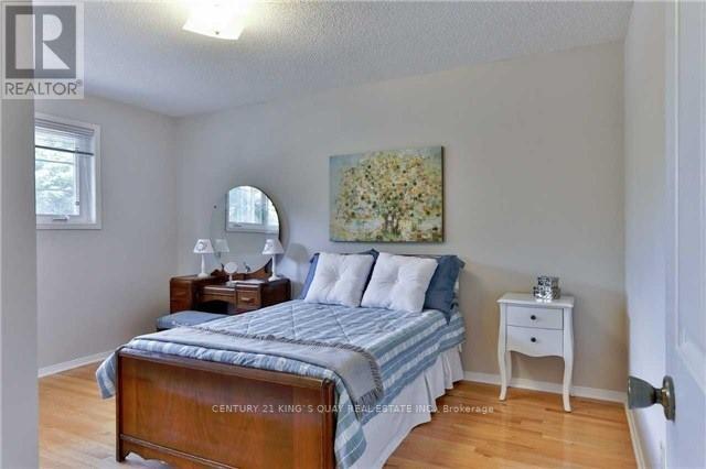 112 GOLF LINKS DR