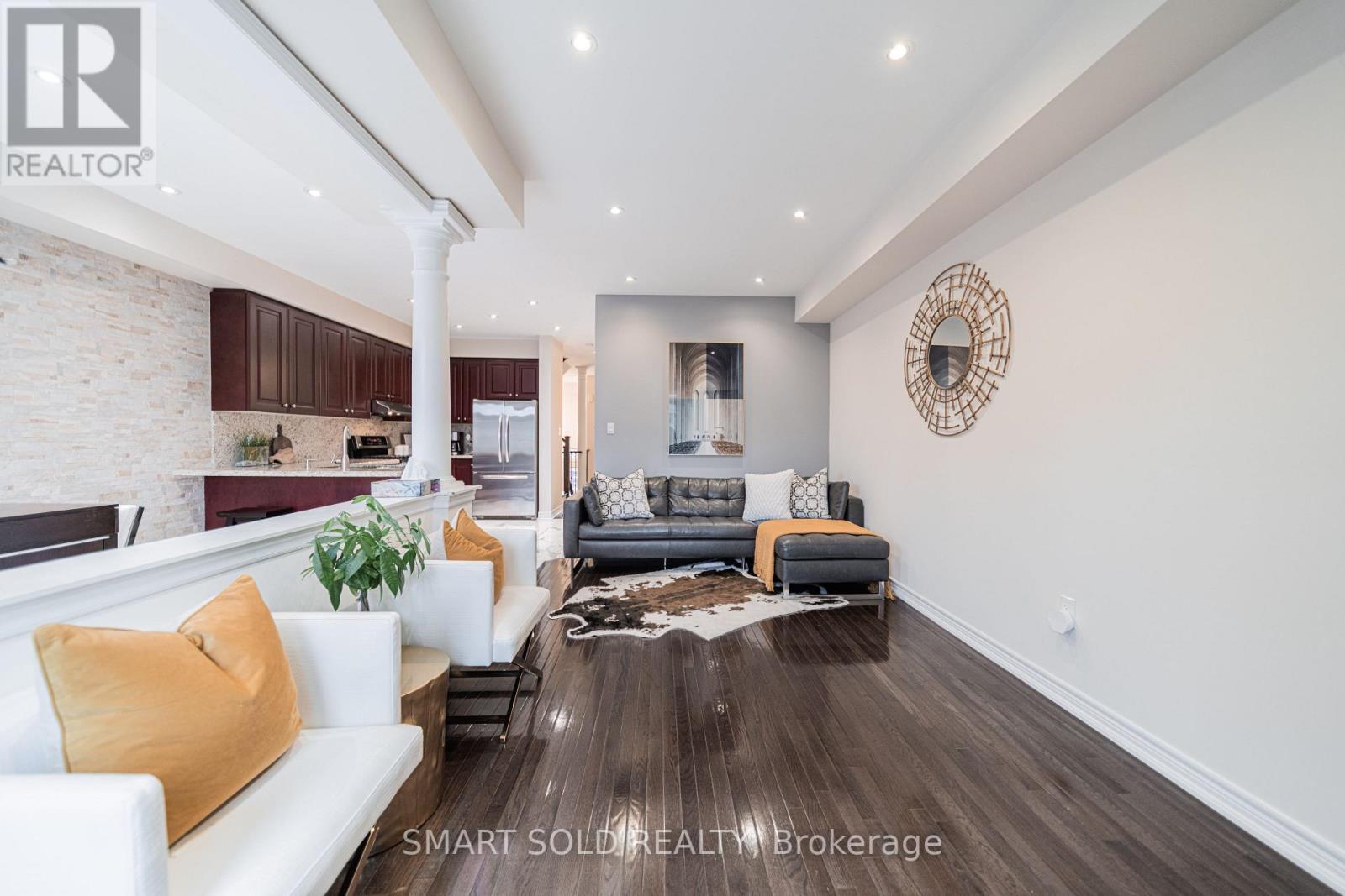 18 GEORGE KIRBY ST