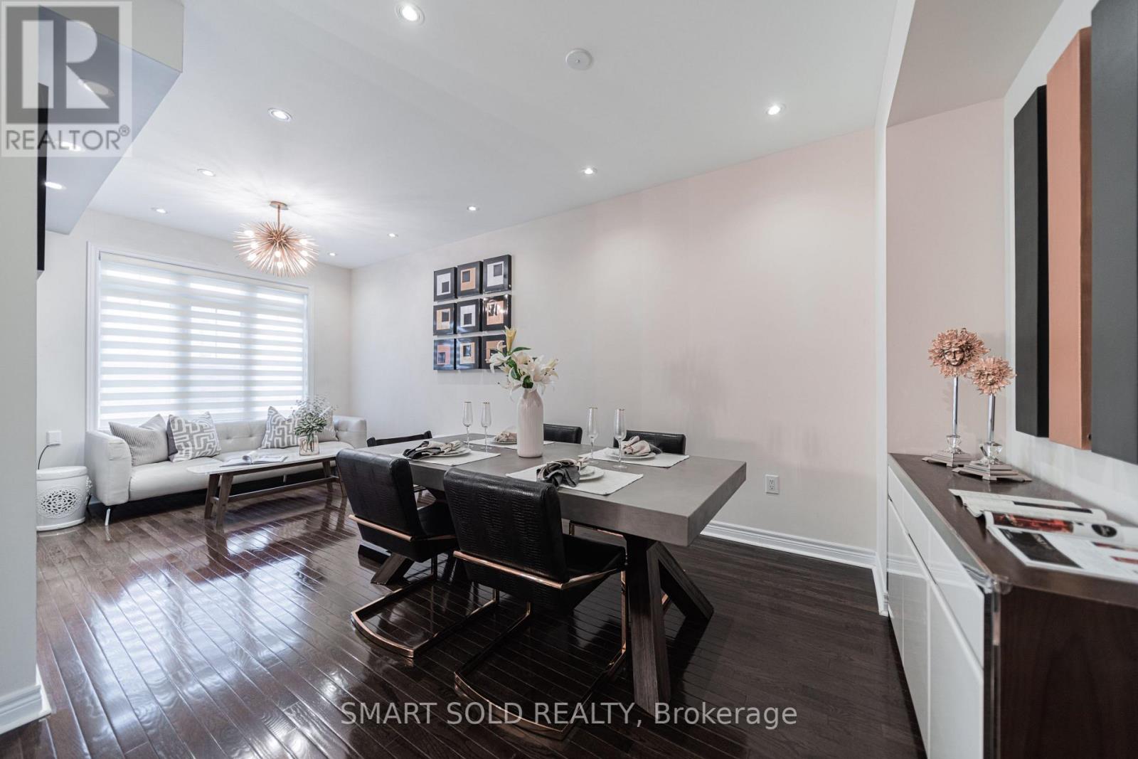 18 GEORGE KIRBY ST