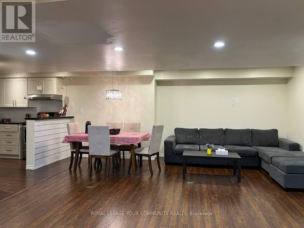 48 TONNER CRES
