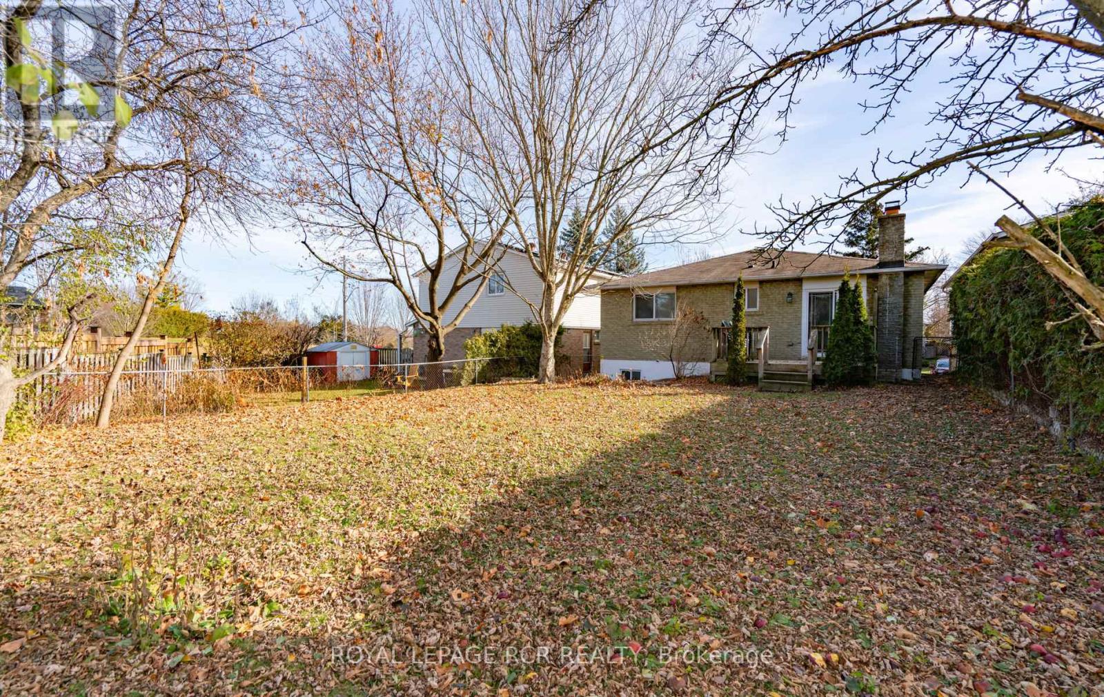 277 CURREY CRES