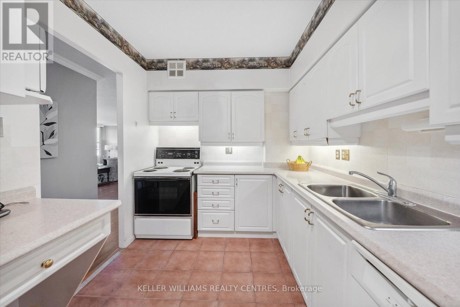 #PH2 -250 DAVIS DR, #Ph2