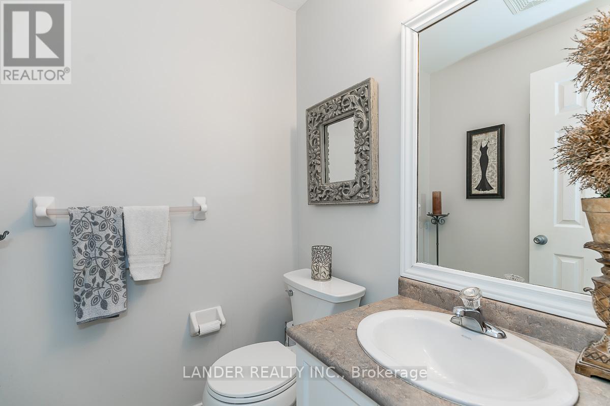 304 SILKEN LAUMANN DR