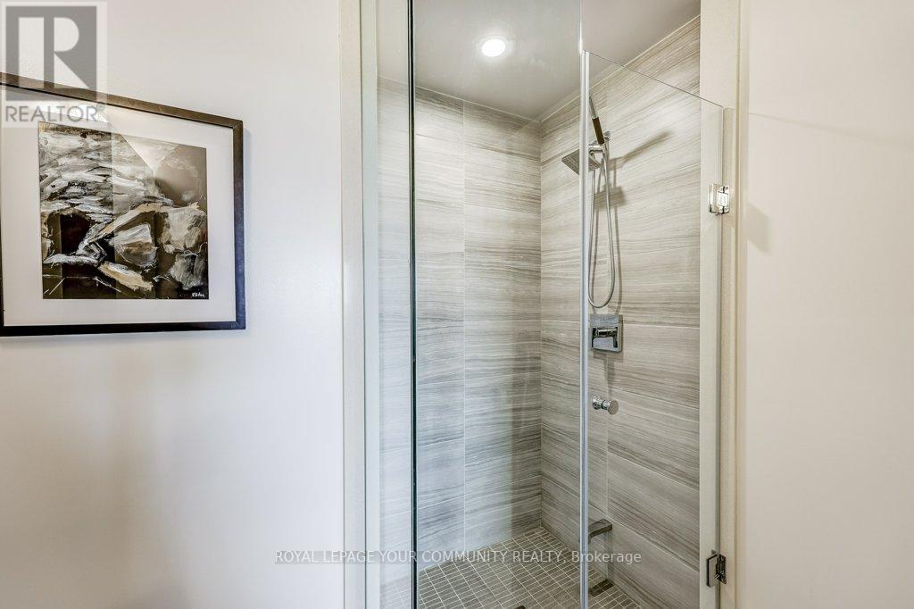#602 -100 EAGLE ROCK WAY, #602