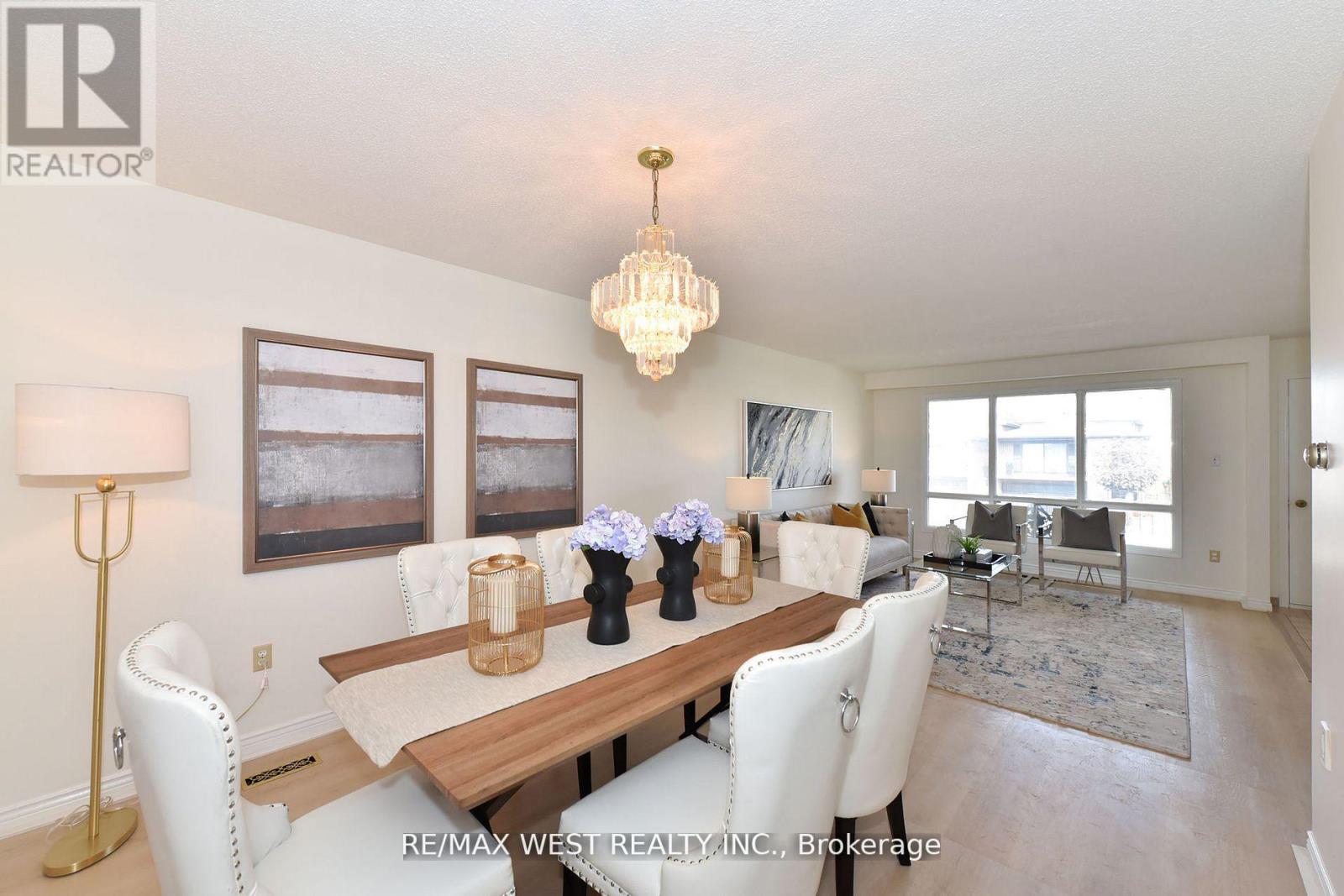 65 ASHBURN CRES