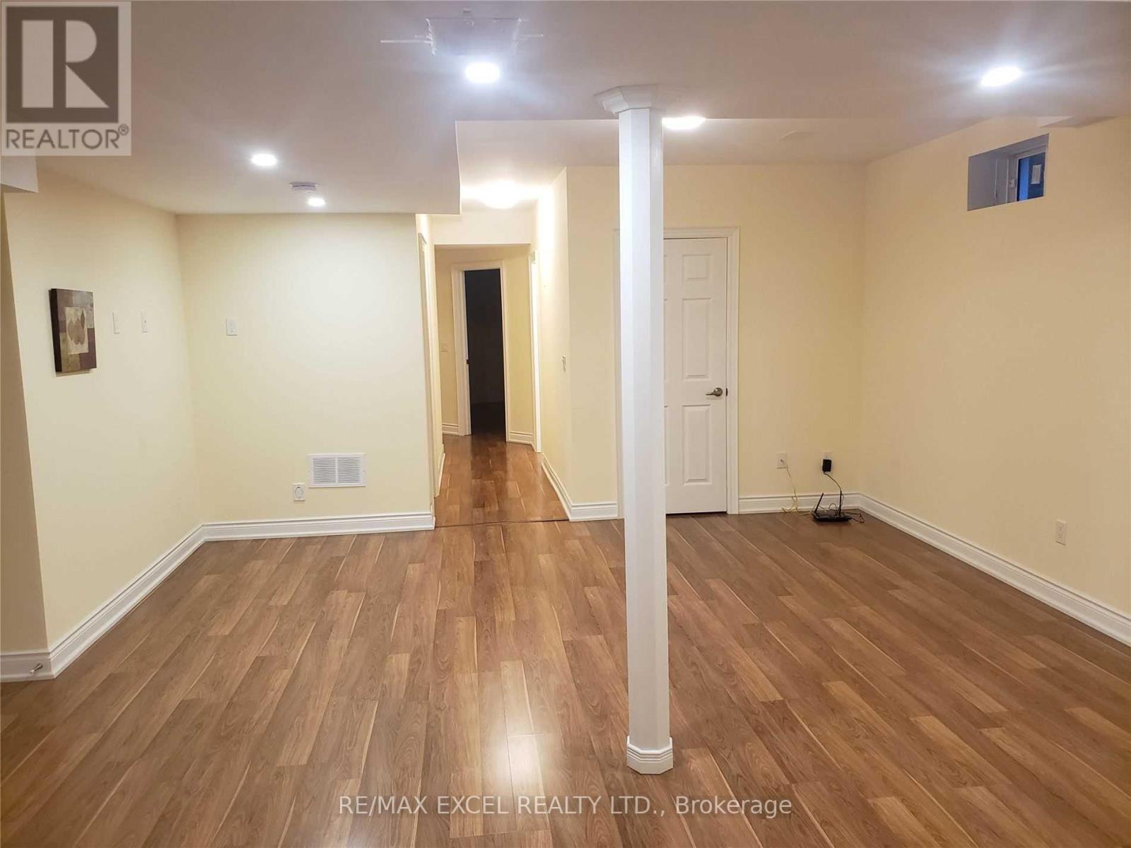 #BSMT -585 MCGREGOR FARM TR, #Bsmt