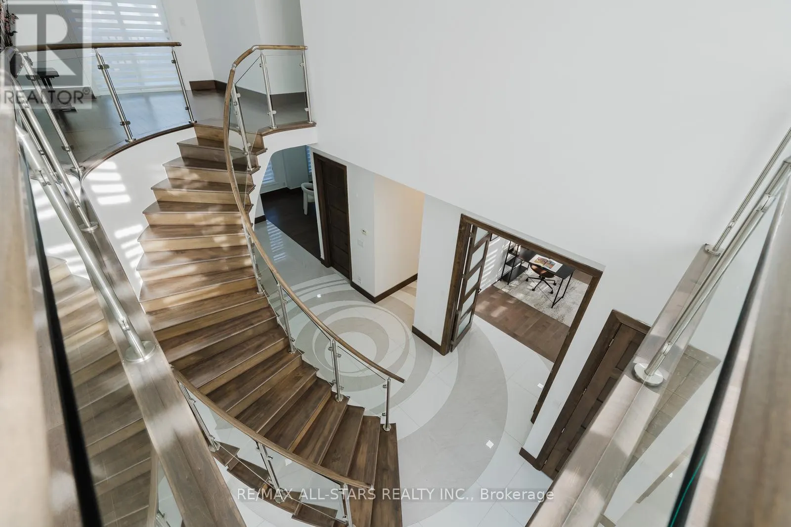 26 LANCER DRIVE