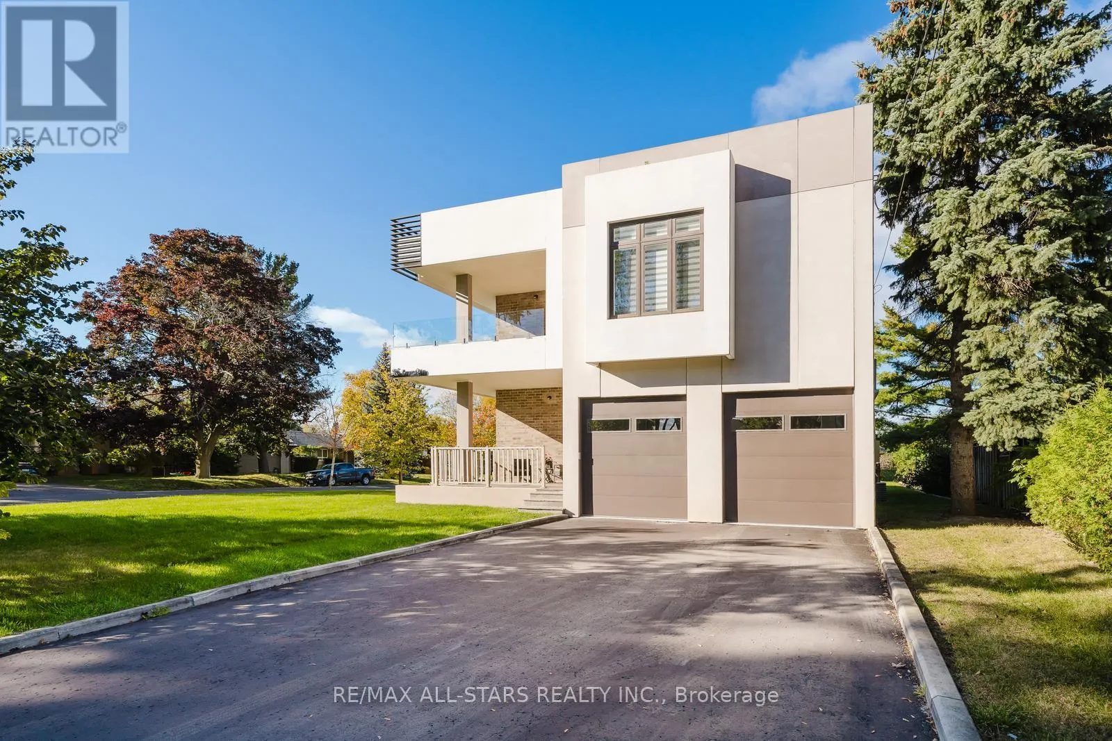 26 LANCER DRIVE
