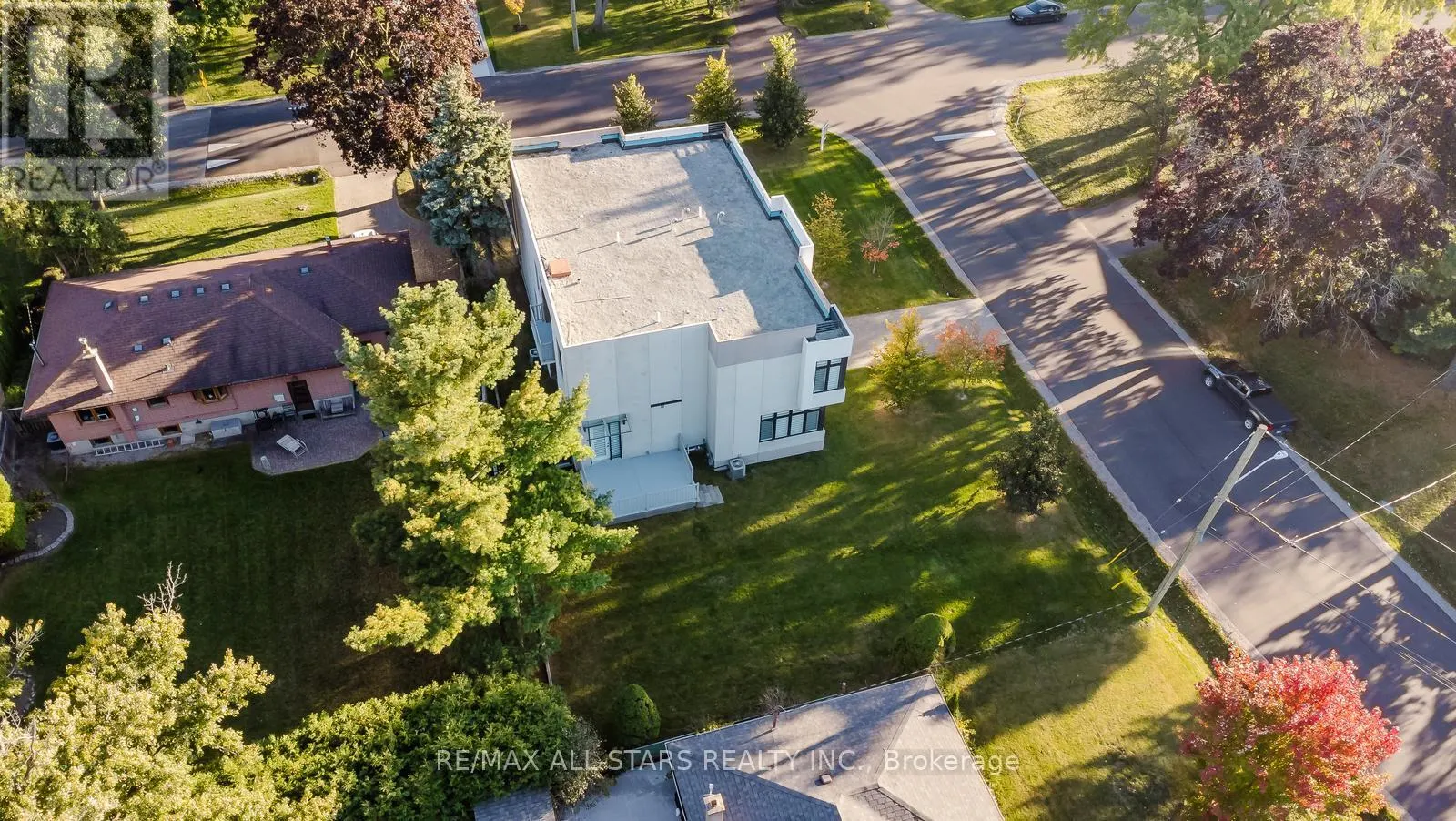 26 LANCER DRIVE