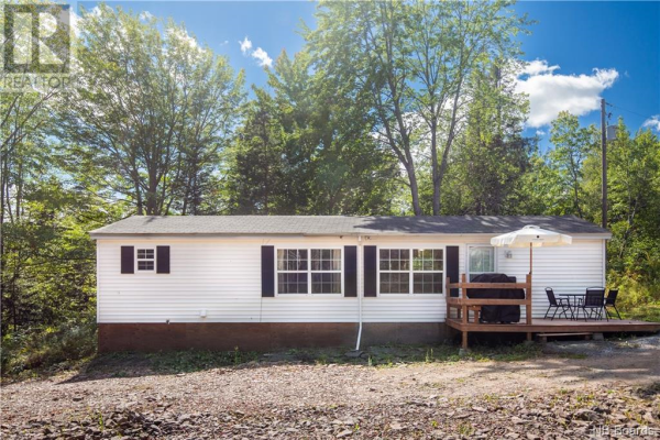 29 Route 715, Coles Island