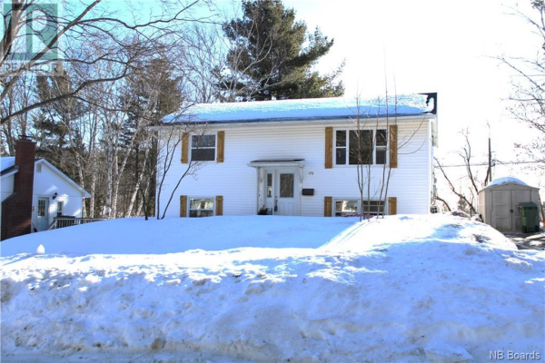 175 Charing Crescent, Fredericton