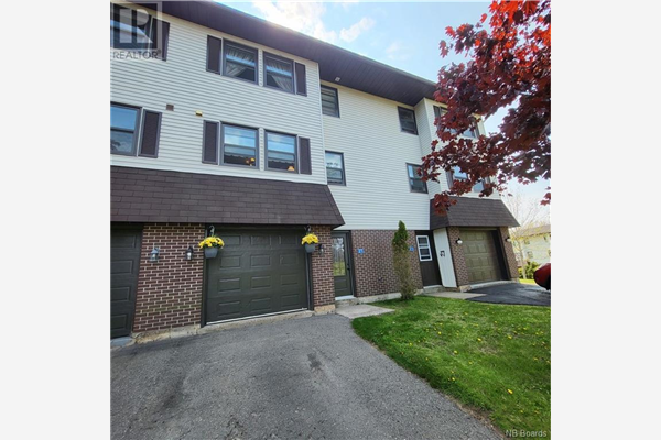 21 Hillsview Crescent, Rothesay
