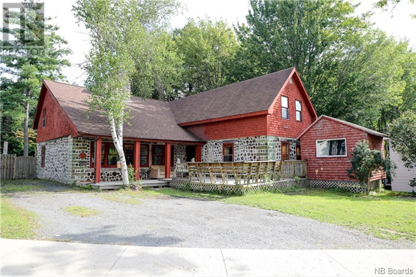 400 MacPherson Street, Fredericton