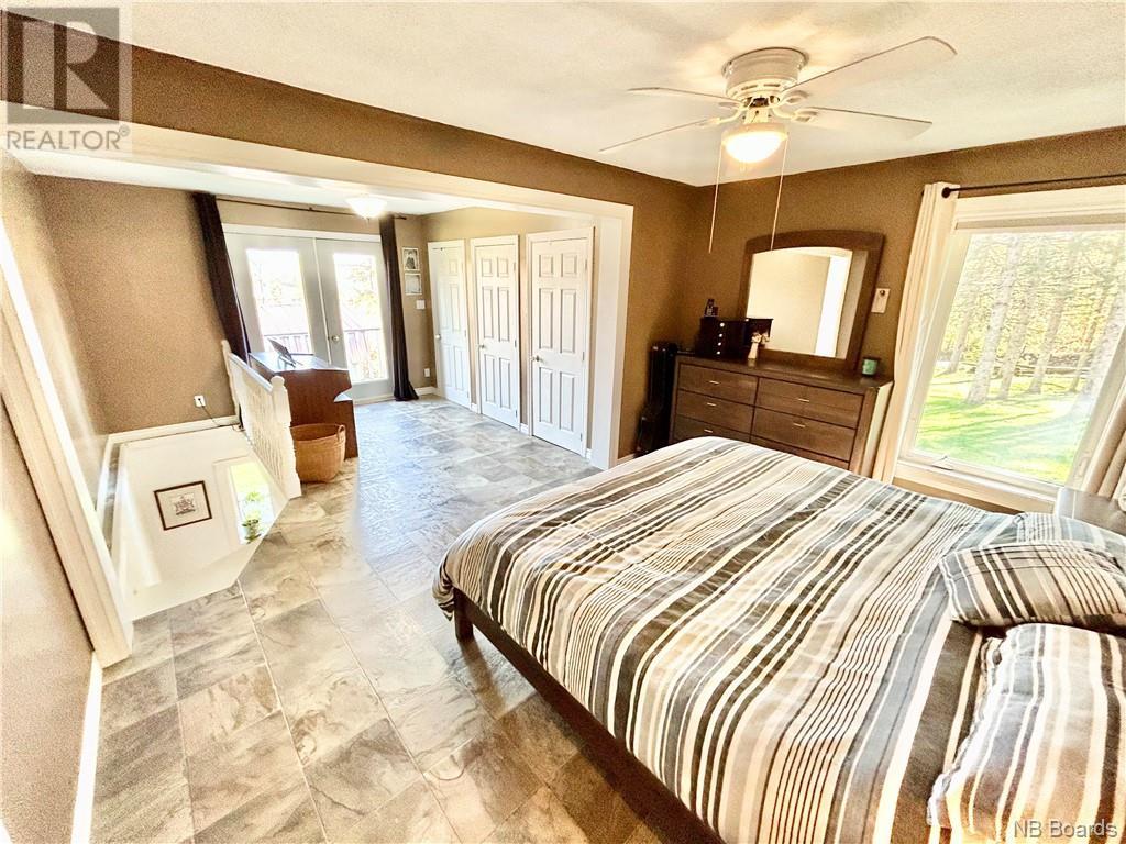 22 McLellan Road