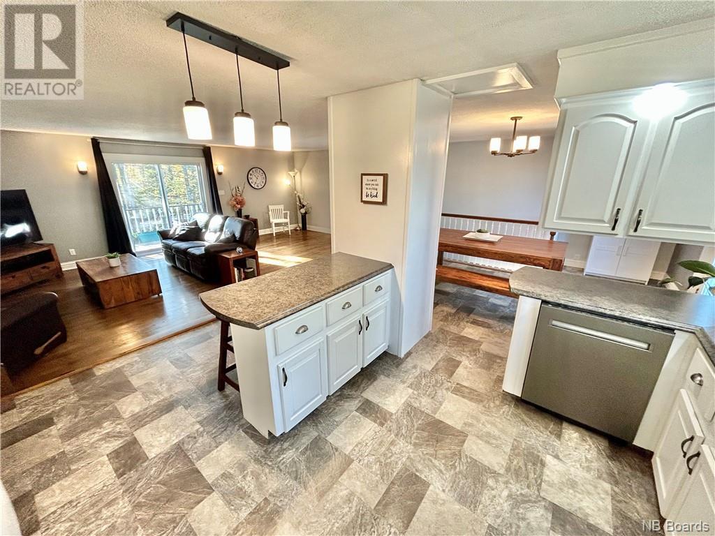 22 McLellan Road