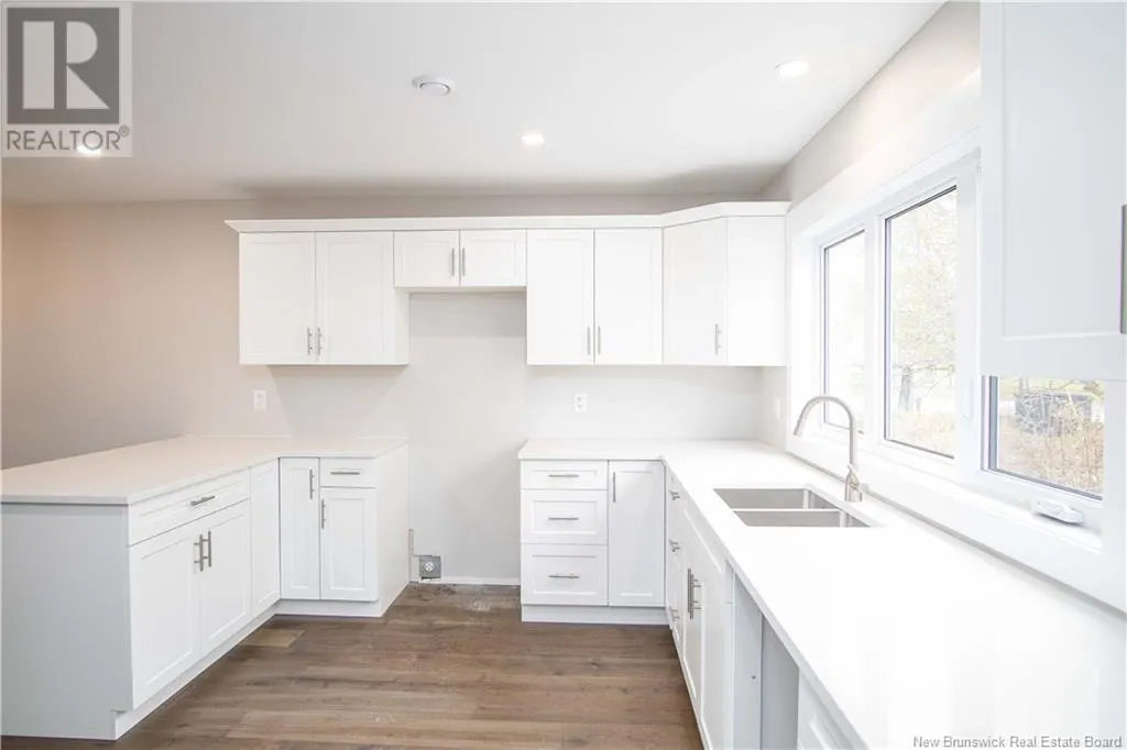 4 Rockingstone Drive