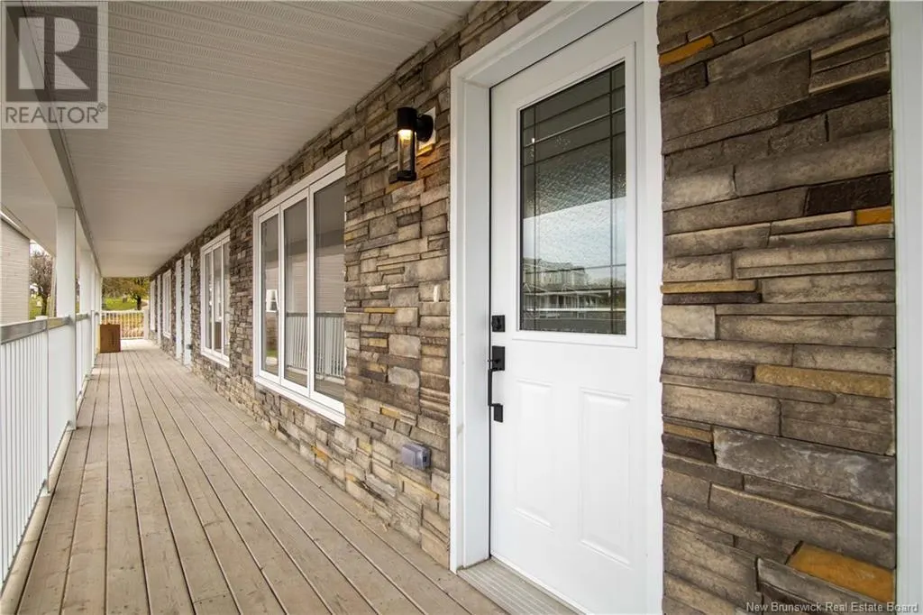 4 Rockingstone Drive