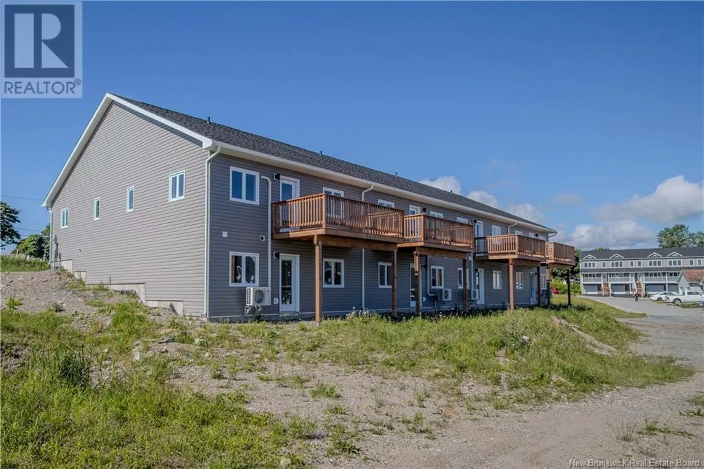 45 Rockingstone Drive
