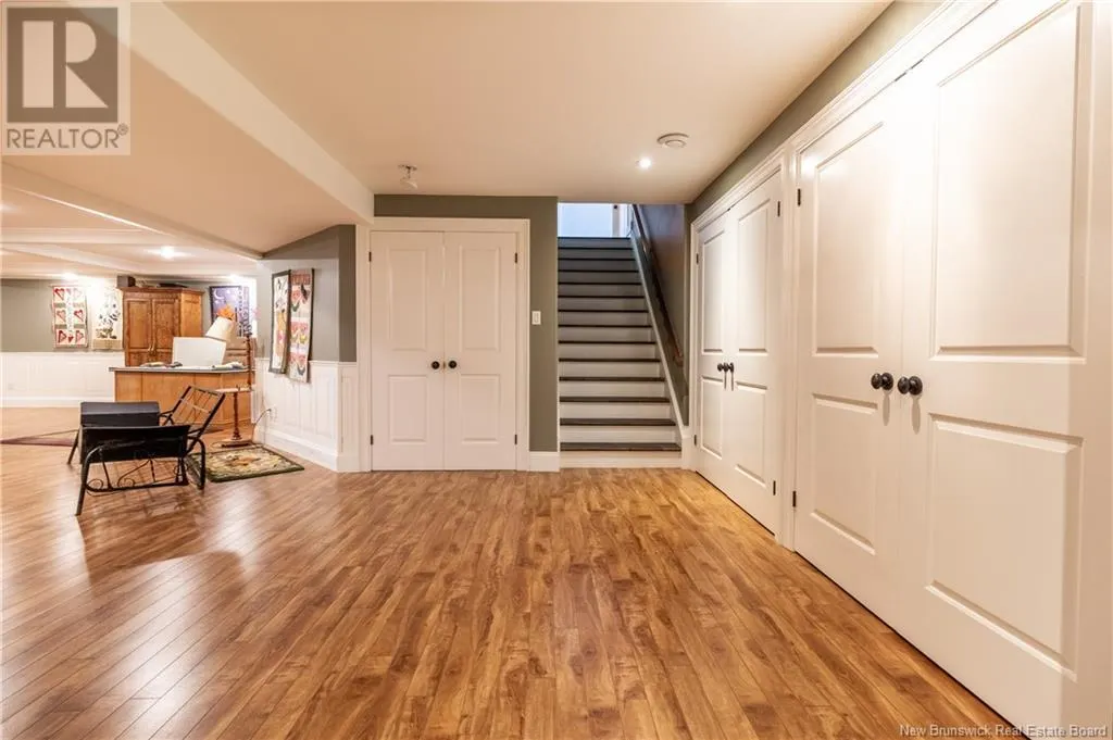 131 Creighton Street North