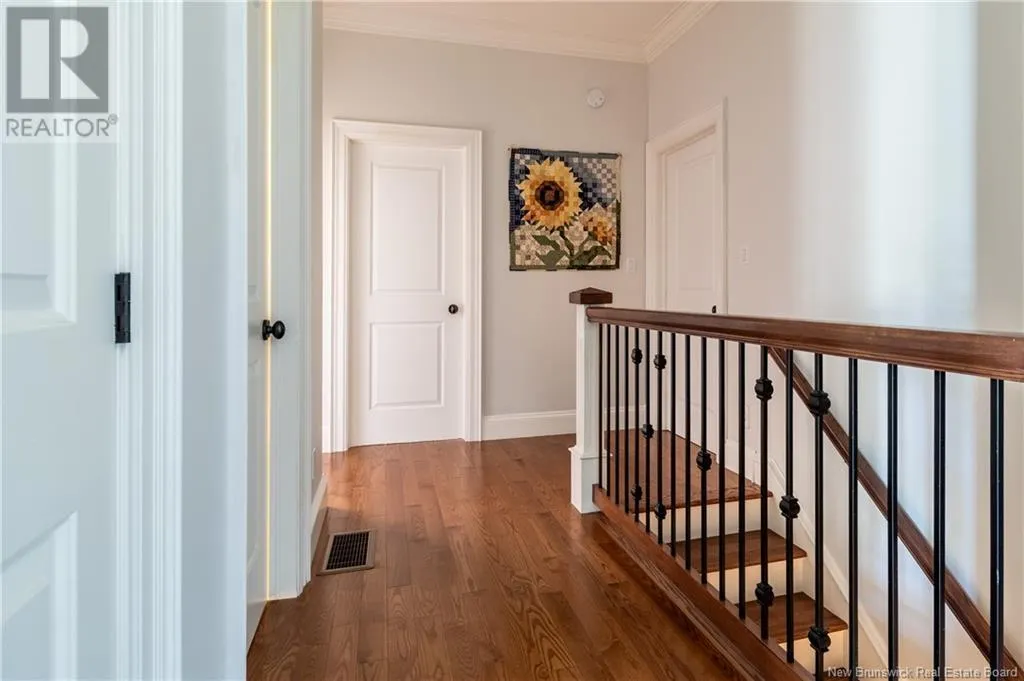 131 Creighton Street North