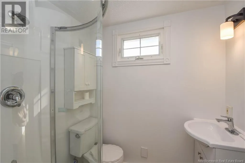 40 Portuaire Avenue