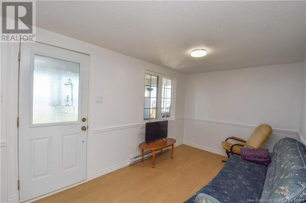 40 Portuaire Avenue
