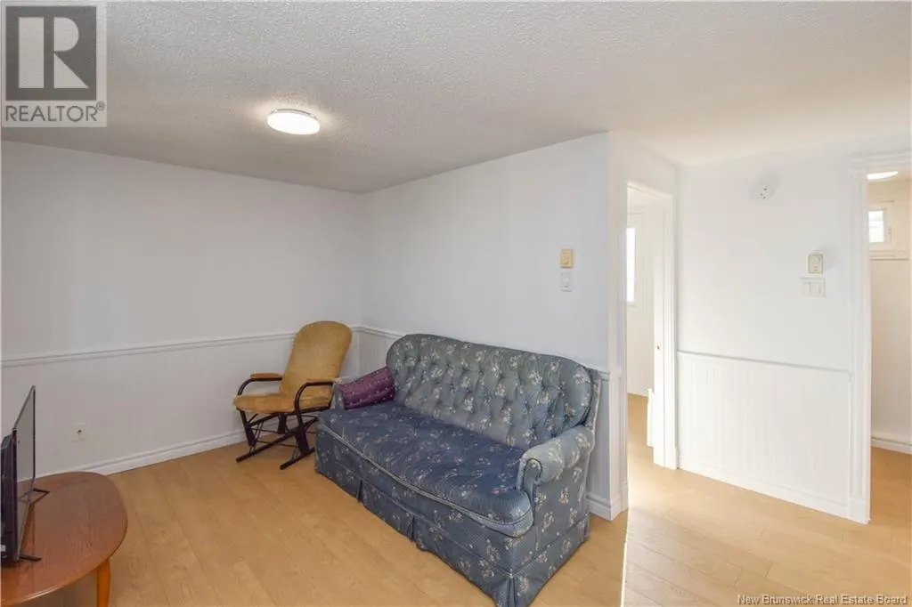 40 Portuaire Avenue