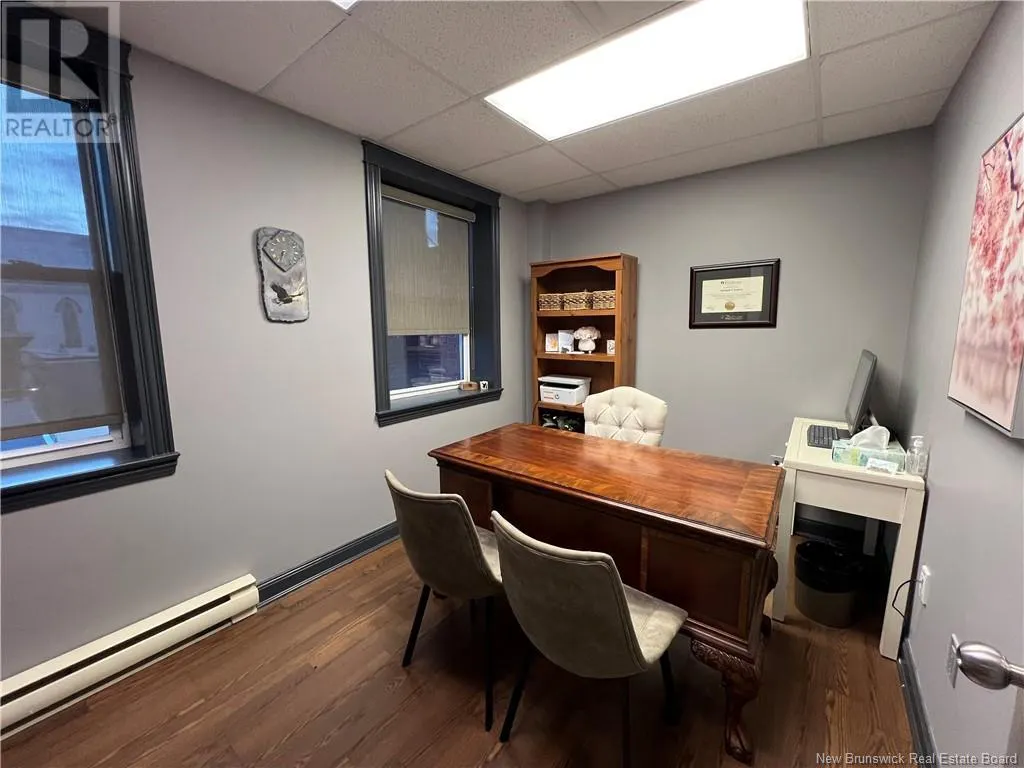 490-494 Queen Street Unit# Suite #400