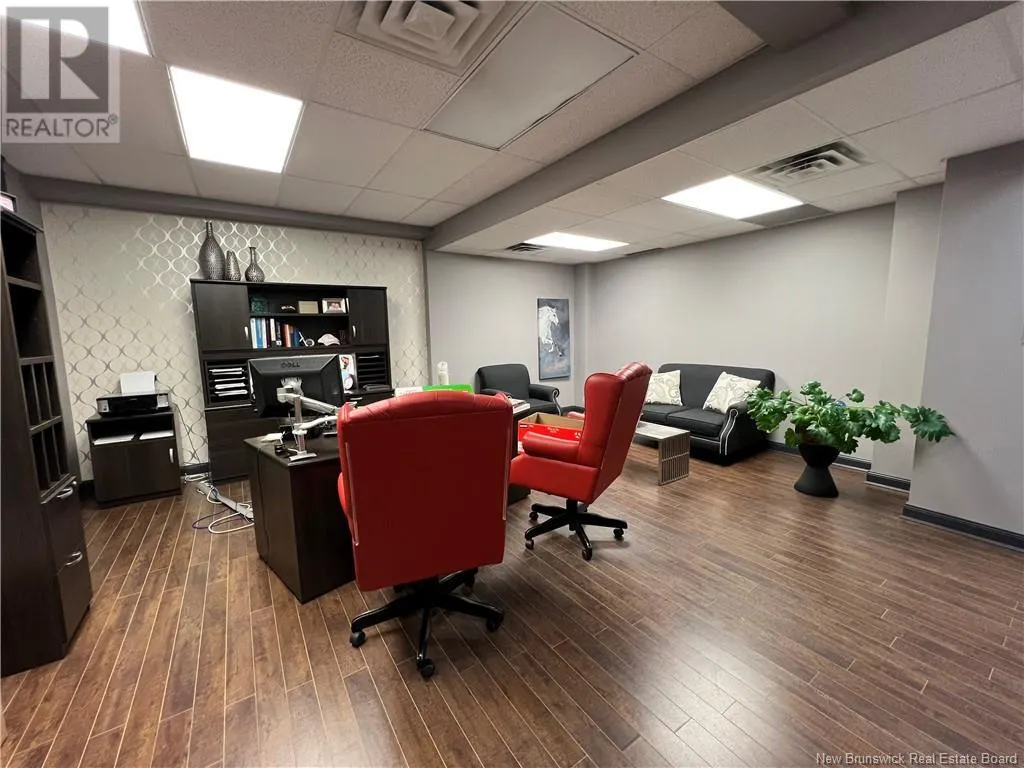 490-494 Queen Street Unit# Suite #400