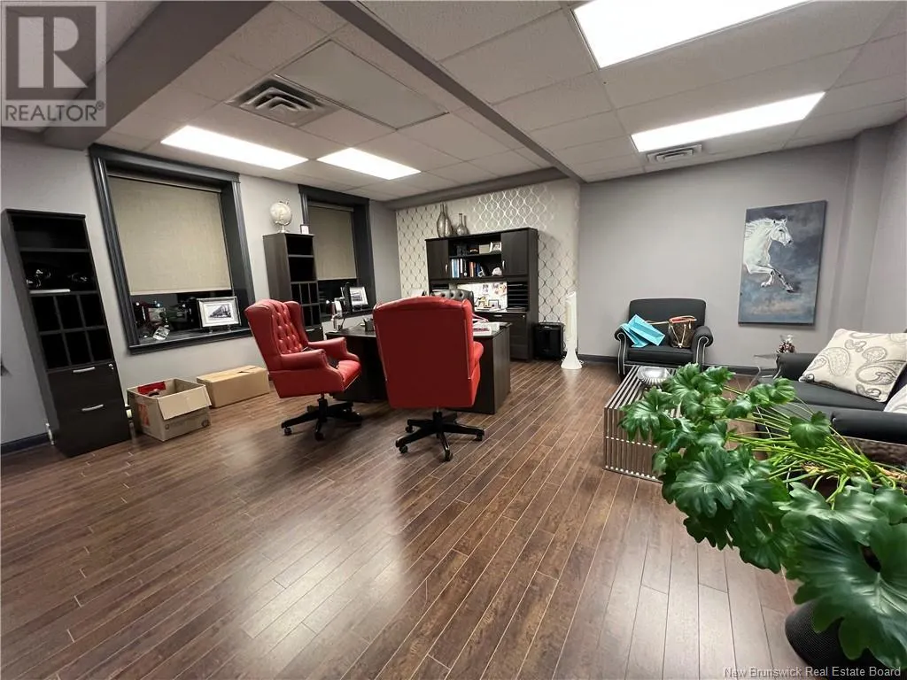 490-494 Queen Street Unit# Suite #400