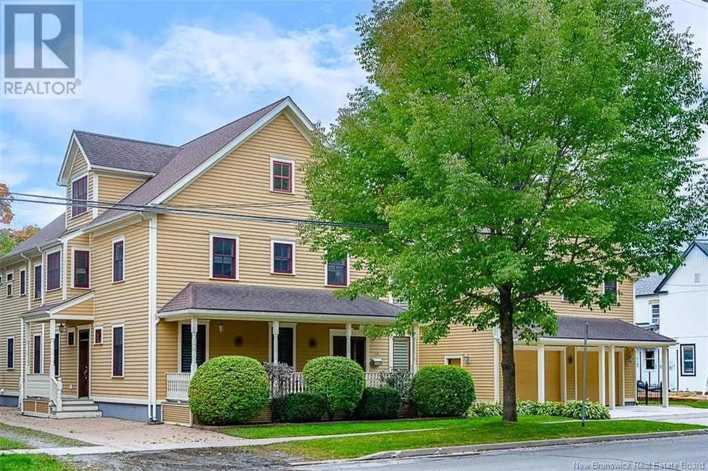 748 Churchill Row