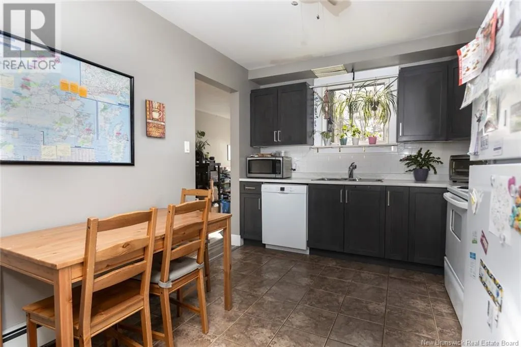 583-585 Beausoleil