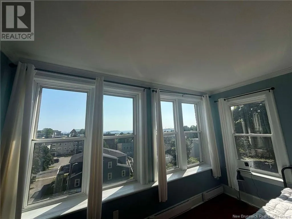 28 Mecklenburg Street