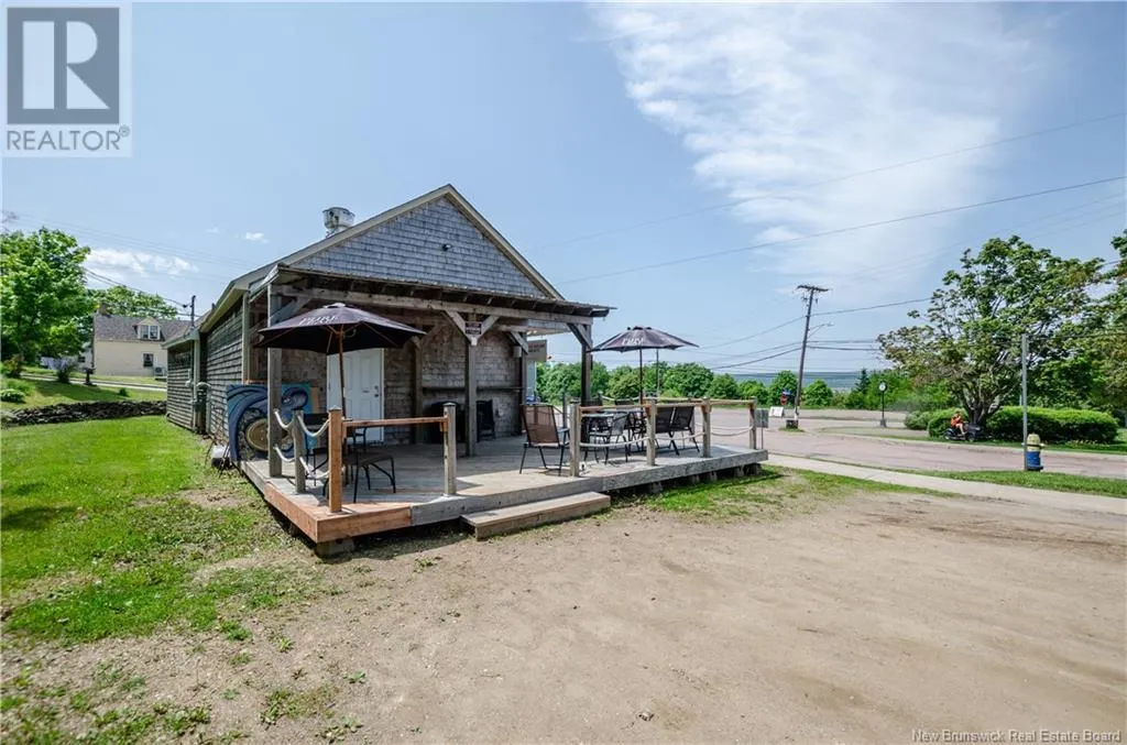 1 Woodlawn Road