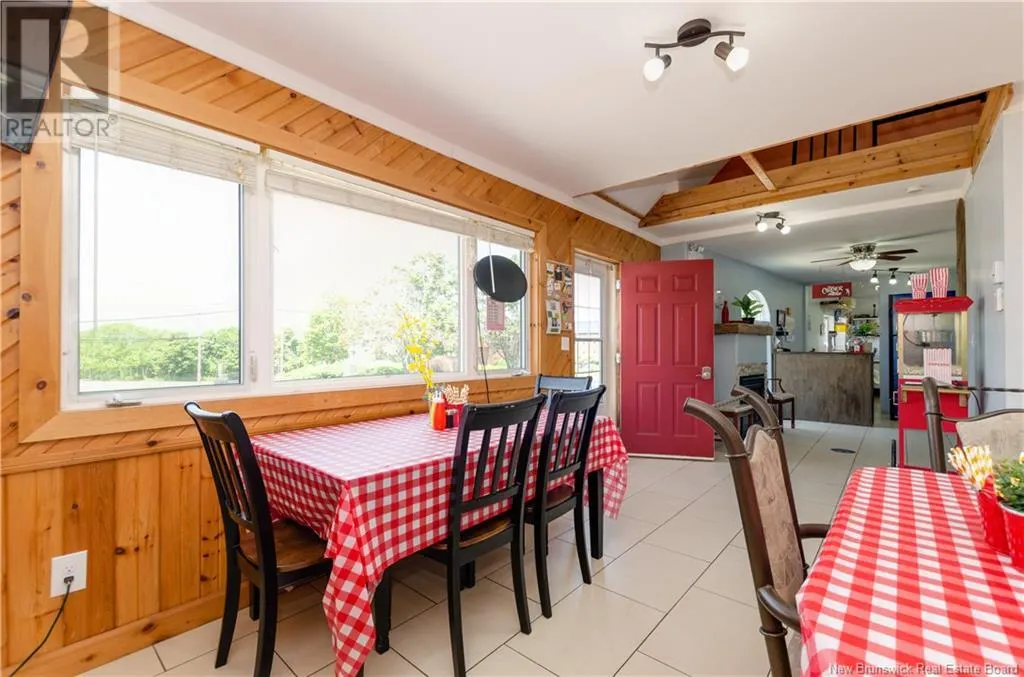 1 Woodlawn Road